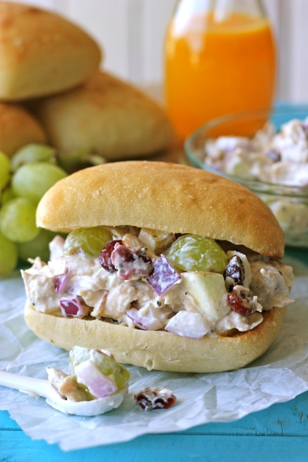 greek-yogurt-chicken-salad-sandwich